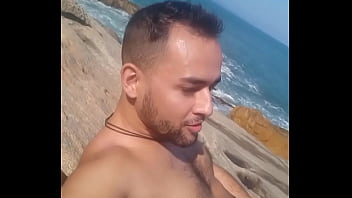 Preview 4 of Lesbian Overstimulated Clit - Na praia de nudismo com vontade de foder