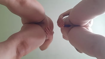 Preview 3 of Domalruuz - My stepsister is waiting for me to cum from the vibrator and pass the vibrator to her - Girls fly orgasm
