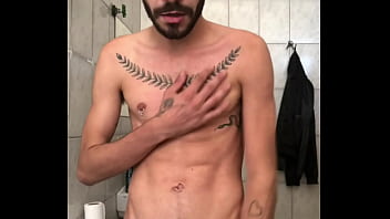 Preview 1 of Nipples Tickling Torture - Vem aqui pra levar essa gozada na cara