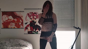 Preview 1 of Sex Aanimal - Jeune fran&ccedil_aise s&#039_enfonce des perles dans la chatte. Toute pr&ecirc_te pour acceuillir une bonne queue.