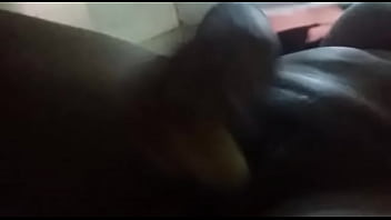 Preview 2 of Ebony Homemade Squirt - Se masturba