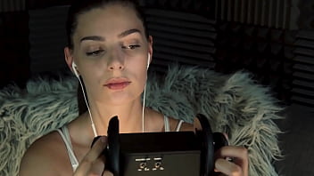 Preview 3 of Small Flappy Pussy - Ear Tapping ASMR with Ekko ASMR