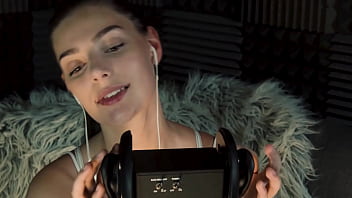 Preview 1 of Small Flappy Pussy - Ear Tapping ASMR with Ekko ASMR