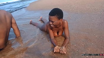Preview 2 of Xxxx Vedho - beach sex vacation
