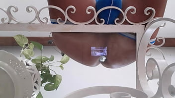Preview 2 of Olga Kurilenko - Jouer avec son plug enfonc&eacute_ dans son anus