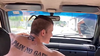 Preview 2 of Indian Girl Gang Rape Mms Hidden - fui da uma volta de carro com um amigo ele me mamou na rua mesmo