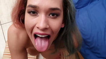 Preview 4 of Office Gard Fuck - I KNOW YOU WOULD LIKE ME SUCKING YOUR COCK