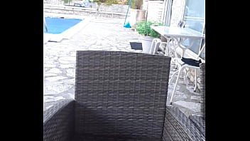 Preview 1 of Public Agent Homeless Girl - Petit plug dans son cul de garce au bord de la piscine