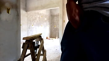 Preview 1 of Sg Porno Usa Movie - Gozando na obra abandonada