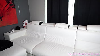 Preview 1 of Fat Hd Sex Dating Hd - Nika Venom&#039_s Break-In Foot Perving With Ashlynn Taylor