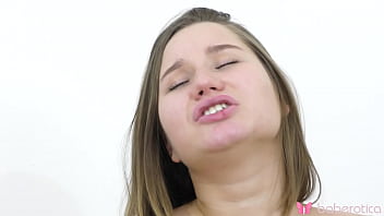 Preview 2 of Elder Sister Japanese - Solo plump girl,  Amalia Davis is masturbating,  in 4K
