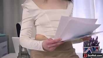 Preview 1 of Cute Fat Girls - Boss fingers then anals teen secretary