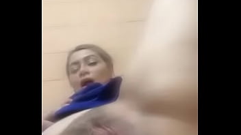Preview 1 of Sistar Silp Xxx Video - Se atraviesa un pepino por el culo