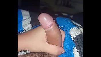Preview 1 of Teen A Milf And A Cum Swapping - O Taradinho Ga&uacute_cho | Porto Alegre