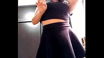 Preview 1 of Feer Porno - Chica bailando deja ver de m&aacute_s