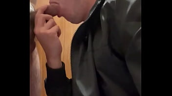 Preview 2 of Jobr Dost Ref Xnx - Sucking a stranger in the bathroom