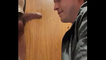 Preview 1 of Jobr Dost Ref Xnx - Sucking a stranger in the bathroom