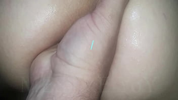 Preview 1 of Xxxkhani Com - Escrava da casa,  treinando o Fisting anal (Tr&ecirc_s de Doze meses)