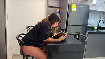 Preview 1 of Black Cock With Pourn Girl Hd - Le ayudo con su tarea sexual a mi linda hermanastra y ella me pide una dura follada a cambio.