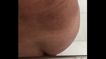Preview 2 of Dhud Sex - En la ducha anal