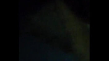 Preview 2 of Buak Sek Tante - Otro video en la calle con la maraca metida en el culo es tan caliente