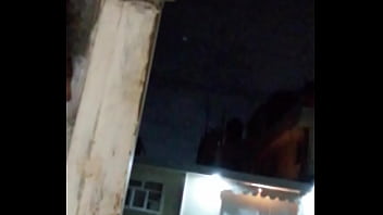 Preview 3 of Buak Sek Tante - Otro video en la calle con la maraca metida en el culo es tan caliente