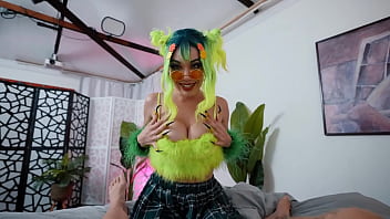 Preview 2 of Turkxxnx - &quot_DON&#039_T LOSE YOUR STREAK!&quot_ Duolingo breaks into my house and FUCKS ME - Little Puck