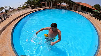 Preview 2 of Bazzars Com Sex Video - A morena queria fazer sexo comigo na grama Mr Matusalem - Natzinha Morena