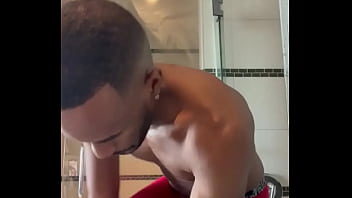 Preview 3 of First Time Hub - Fresh out the shower. Instagram Kay Lewertin