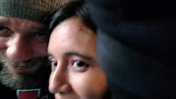 Preview 1 of Mans And Girl - FAZENDO ALTAS PUTARIAS COM O BLUEZAO DENTRO DA LINHA 1 DO METRO DE S&Atilde_O PAULO