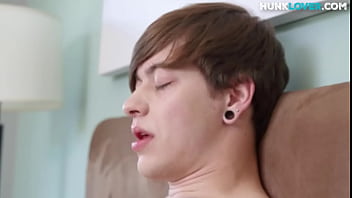 Preview 3 of Moms Bathing - Athletic tattoo newbie wanking his dick on bed for jizzshot