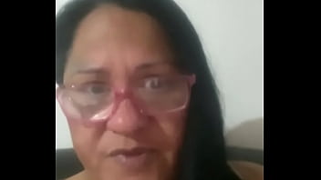 Preview 2 of Big Tira Teacher - V&iacute_deo de verificaci&oacute_n