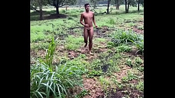 Preview 3 of Aljur Naked - correndo peladao