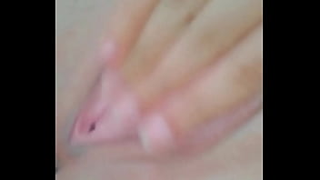 Preview 2 of Japanese Sxx Baby Grl - bucetinha rosa