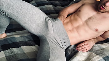 Preview 2 of Bollywoo Heroes Fuk - I MASTURBATE and CUM in GRAY LEGGINGS after Training! Male orgasm! Russian home video of a straight man!