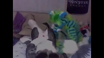 Preview 3 of Wwwsiberian Mouse Masha Teenru - Azure coyote montando a Balto wolf