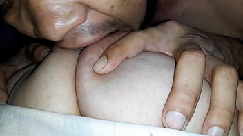 Preview 3 of Indo Porn Perawan Smp - Masajes en sus pecho