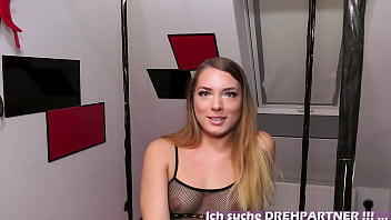 Preview 1 of 3d Porntube - Kleiner Penis User trifft deutsche amateur teen ohne kondom und besamt sie