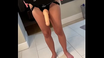 Preview 4 of Big Lun Hot Phudi - Verification video