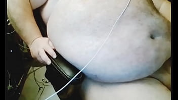Preview 3 of Big Cyc Makumba - Fat boy show a big fat ass