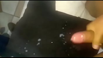 Preview 4 of Shower See - Eyaculando demasiado-expulso mucho semen para las mironas