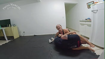 Preview 4 of Wc Pisc - Paula defeating the pussy guy