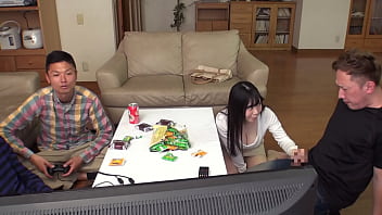 Preview 2 of Mature Latina Homemade - 巨乳で美人な友達の姉ちゃんの胸の谷間に興奮しフル勃起！　勃起したボクを可愛く思ったのか皆が居るその場で強引手コキ射精し&hellip_　「ふふ&hellip_声出したら気付かれちゃうよね？」巨乳痴女な友達の姉と秘密の搾精セックス！【パート2】