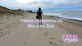 Preview 1 of Shane Diesel Allura Jenson - Nadando na praia peladinha.