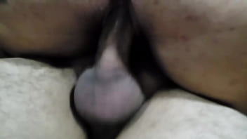 Preview 2 of 8 9xxxbf - AMIGO FALOU QUE S&Oacute_ IA SARRAR E PINCELAR NA PORTINHA SEM CAMISINHA