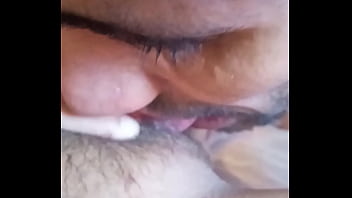 Preview 1 of Nastu Creampie - Somossw1 chup&aacute_ndole el cl&iacute_toris a mi mujer que rico