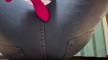 Preview 3 of Korean Sex Film Fhader In Low - ジーンズ履いたまま大人のおもちゃの振動でオナニーしてたらヘロヘロになってしまいました...。