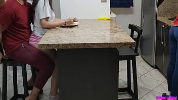 Preview 1 of Ani Sex Tamil - Me Gusta Comer Sentada en las Piernas de mi Tio porque me excita que me rose la vagina