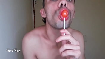 Preview 3 of Indian Uncle Force - Chupando delicioso dulce