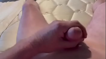 Preview 1 of Suny Leone Boes - Sheets need a change so had a quick masturbation